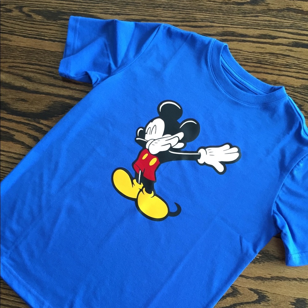 Dabbing Mickey T-shirt